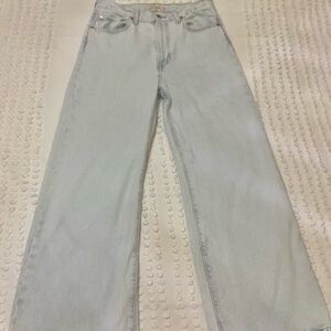 Levi’s Ribcage Jeans